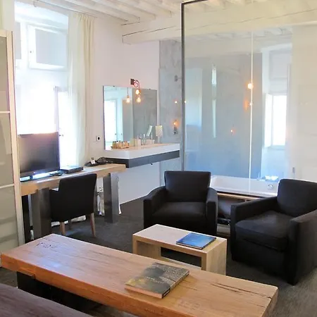 Hotel De L'artemise & 3*