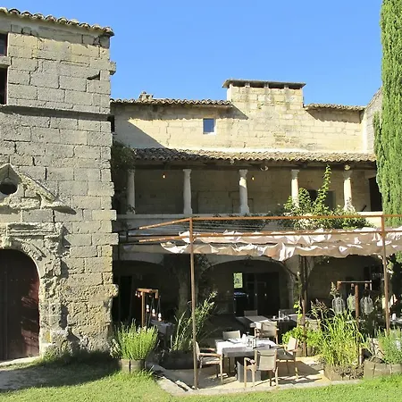 De L'artemise & Uzès